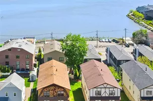 93 Myrtle Ave, Edgewater, NJ 07020 - Photo 1