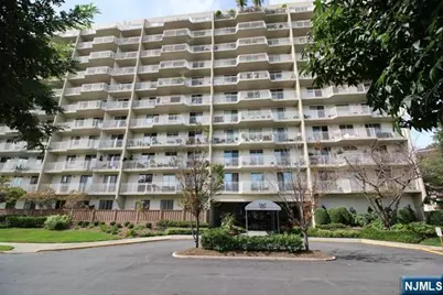 1077 River Road 308 #308, Edgewater, NJ 07020 - Photo 1