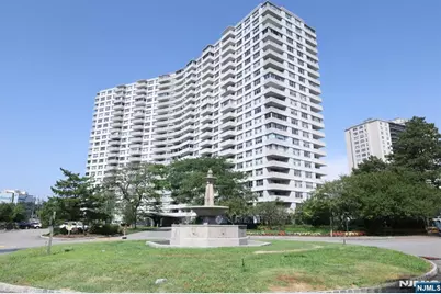 2100 Linwood Avenue 21T #21T, Fort Lee, NJ 07024 - Photo 1