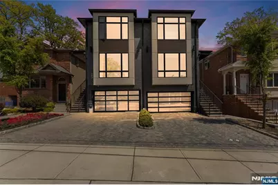 225 Slocum Way B #B, Fort Lee, NJ 07024 - Photo 1