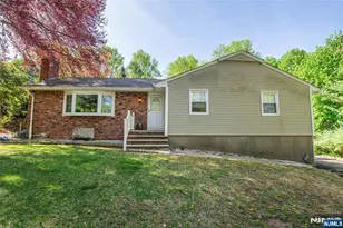 226 Miller Rd, Mahwah, NJ 07430 - Photo 1