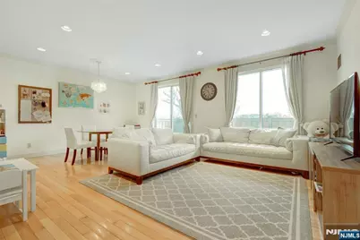 1055 River Road Th11 #TH11, Edgewater, NJ 07020 - Photo 1
