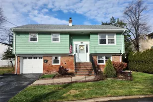 12 Henches Pl, Little Ferry, NJ 07643 - Photo 1