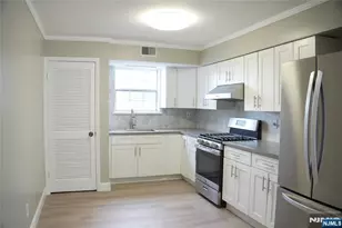 786-802 Summer Ave 5B, Newark, NJ 07104 - Photo 1