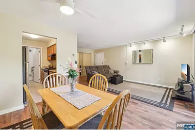 825 Riverside 204 #204, Lyndhurst Township, NJ 07071 - Photo 1