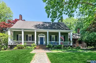 125 Lakeview, Leonia, NJ 07605 - Photo 1