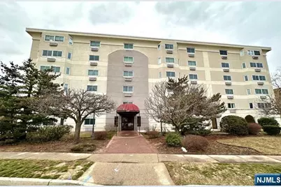 310 Lookout Avenue 206 #206, Hackensack, NJ 07601 - Photo 1