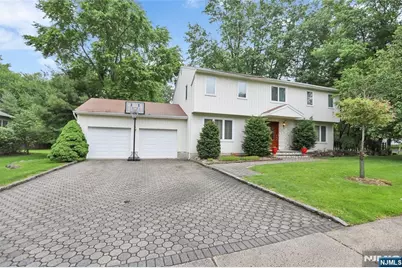 11 Heaton Court, Closter, NJ 07624 - Photo 1