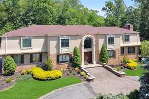 716 Galloping Hill Rd, Franklin Lakes, NJ 07417 - Photo 1