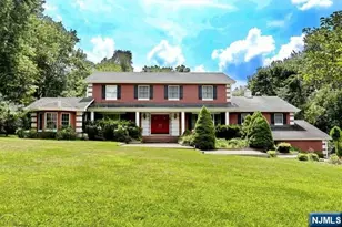 14 Ranch Rd, Upper Saddle River, NJ 07458 - Photo 1