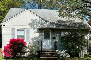 219 Sanzari Pl, Maywood, NJ 07607 - Photo 1
