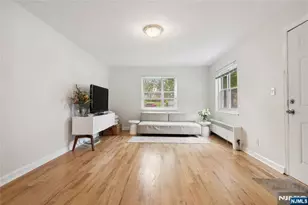 465 Maple Hill Dr 51, Hackensack, NJ 07601 - Photo 1