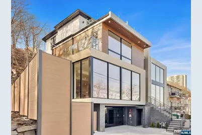 582A Undercliff Avenue, Edgewater, NJ 07020 - Photo 1