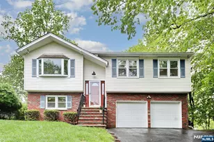 70 McNomee St, Oakland, NJ 07436 - Photo 1