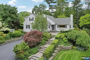 100 Crest Rd, Ridgewood, NJ 07450 - Photo 1