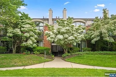 9 Carlyle Court, Teaneck Township, NJ 07666 - Photo 1