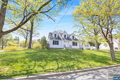 125 Greenway Road, Glen Rock, NJ 07452 - Photo 1