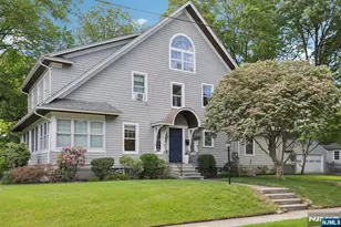 104 Hampton Pl, Ridgewood, NJ 07450 - Photo 1