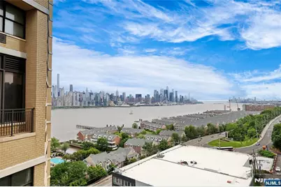 7002 Boulevard East 15P #15p, Guttenberg, NJ 07093 - Photo 1