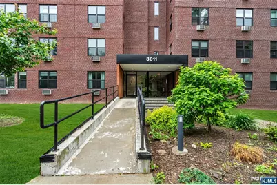 3011 Edwin Avenue 5J #5J, Fort Lee, NJ 07024 - Photo 1