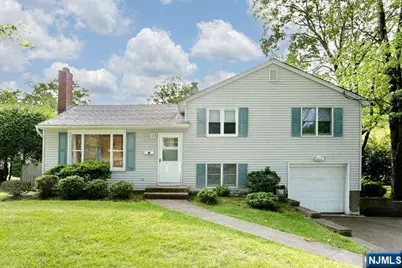 9 Pearl Road, Closter, NJ 07624 - Photo 1