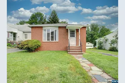 136 Tooker Avenue, Springfield, NJ 07081 - Photo 1