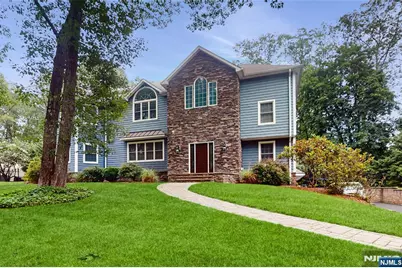 87 Skytop Drive, Mahwah, NJ 07430 - Photo 1