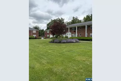 666 Bloomfield Avenue 30 #30, West Caldwell, NJ 07006 - Photo 1