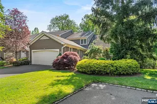 250 Westervelt Ln, Mahwah, NJ 07430 - Photo 1