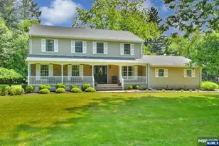50 Van Schaik Ln, Wyckoff Township, NJ 07481 - Photo 1