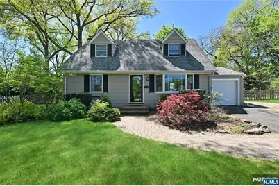 618 Fox Court, Ridgewood, NJ 07450 - Photo 1