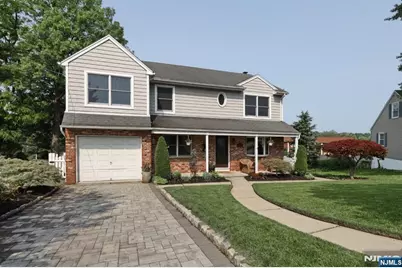 14 Swan Court, East Rutherford, NJ 07073 - Photo 1