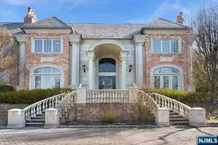 11 Margo Way, Alpine, NJ 07620 - Photo 1