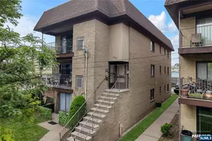 192 25th Street 2A, Bayonne, NJ 07002 - Photo 1
