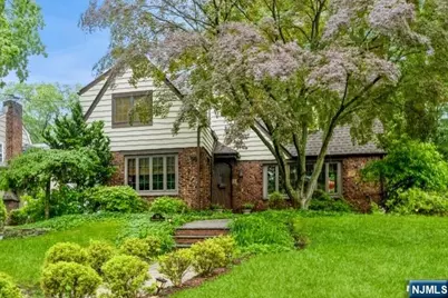 261 Kenilworth Road, Ridgewood, NJ 07450 - Photo 1