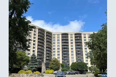 2 Claridge 7 Ie #7 IE, Verona, NJ 07044 - Photo 1