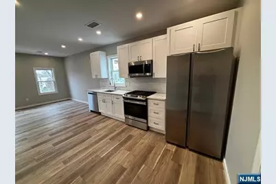 443 2nd Avenue 2 #2, Lyndhurst Township, NJ 07071 - Photo 1