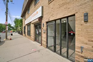 311 Palisade Ave 302, Jersey City, NJ 07307 - Photo 1