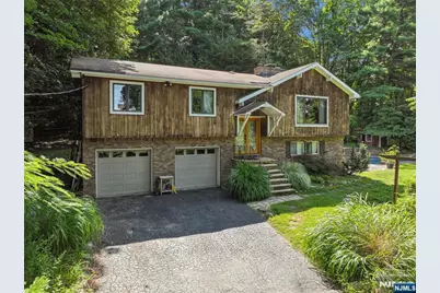 13 Winter Terrace, Mahwah, NJ 07430 - Photo 1