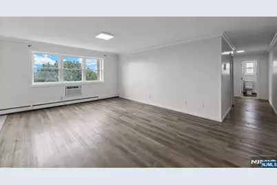8829 Kennedy Boulevard E5 #E5, North Bergen, NJ 07047 - Photo 1