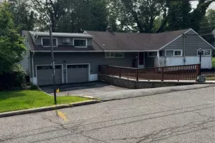 5 Saddle Ranch Ln, Hillsdale, NJ 07642 - Photo 1