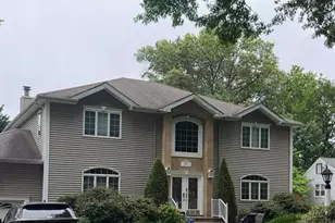 376 Willard Rd, Paramus, NJ 07652 - Photo 1