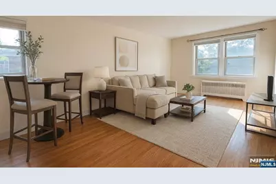 735 Elm Avenue 2C #2C, Teaneck Township, NJ 07666 - Photo 1