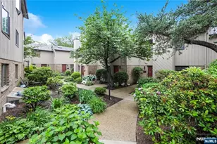 2171 Ellery Ave A, Fort Lee, NJ 07024 - Photo 1