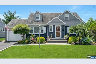 116 Springfield Avenue, Hasbrouck Heights, NJ 07604 - Photo 1