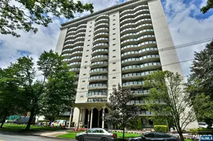 125 Prospect Ave 14D, Hackensack, NJ 07601 - Photo 1