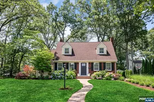 377 Dartmouth St, Wyckoff Township, NJ 07481 - Photo 1