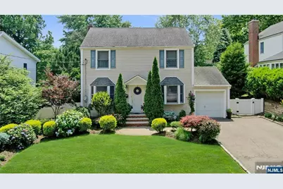 207 Manning Avenue, River Edge, NJ 07661 - Photo 1