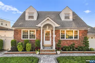 117 Park Pl, Kearny, NJ 07032 - Photo 1