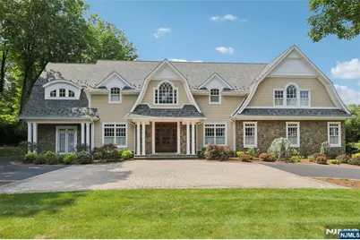 14 Upper Cross Road, Saddle River, NJ 07458 - Photo 1